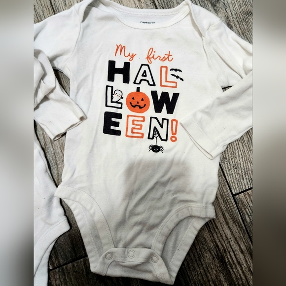 3pc Halloween Set 18M Gender Neutral,  great cond. - Picture 3 of 7